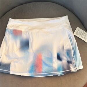 Lululemon pace rival MR skirt Long size 6 White and Blue Abstract Skirt